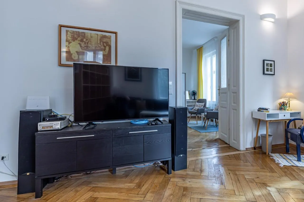 Historic & Luxurious By Jr City Apartments Vídeň