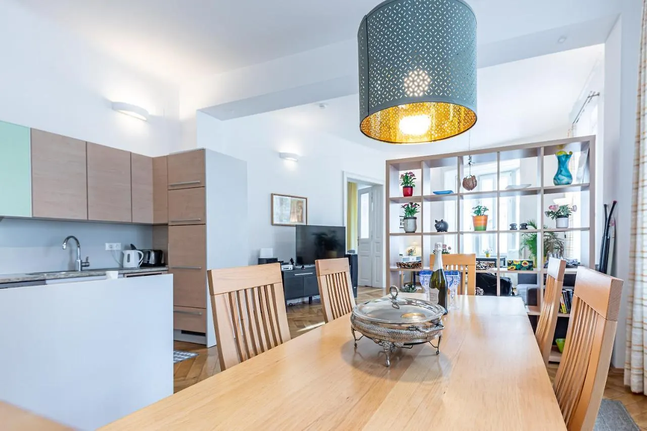 Historic & Luxurious By Jr City Apartments Vienna