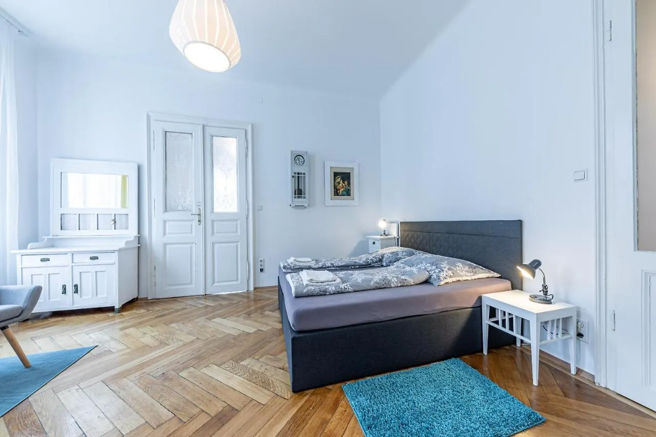 Historic & Luxurious By Jr City Apartments Vienna