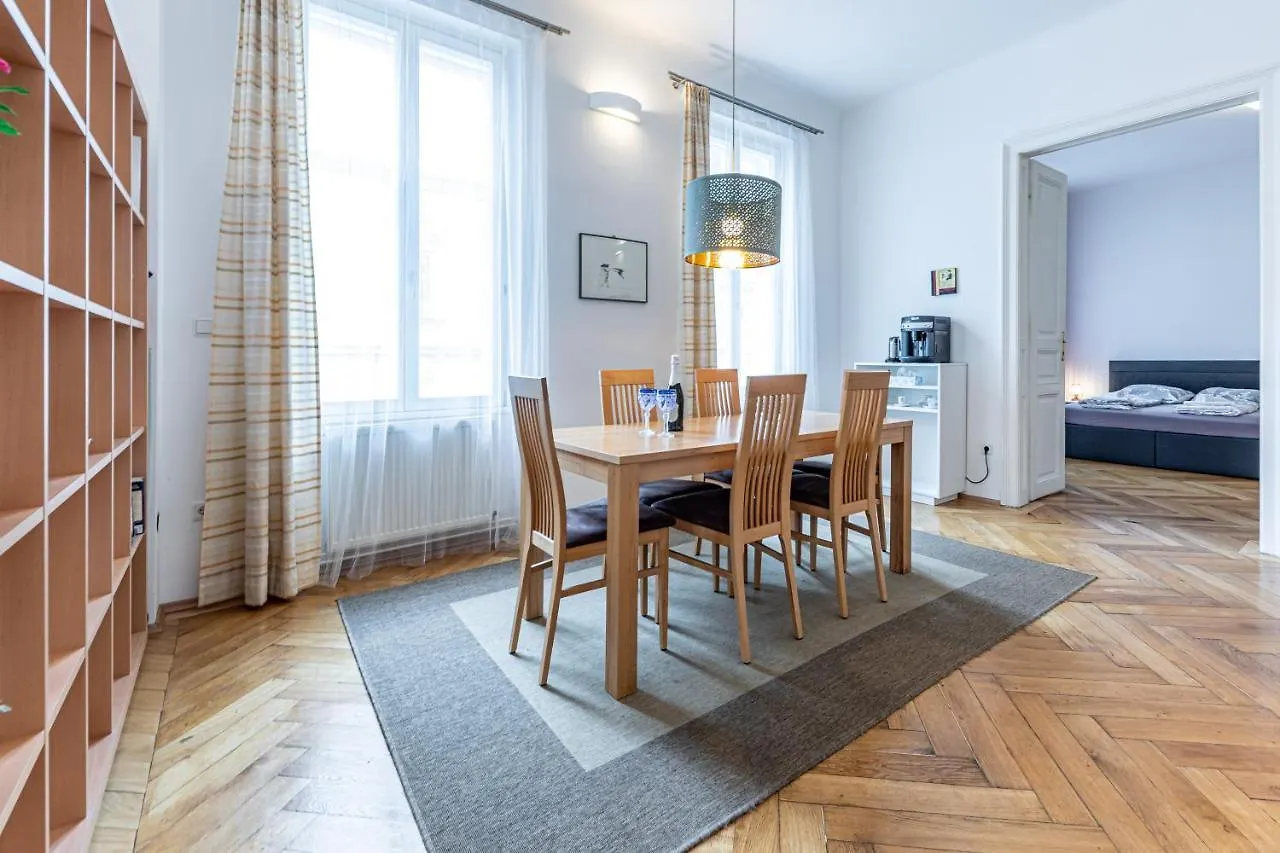 Historic & Luxurious By Jr City Apartments Vienna