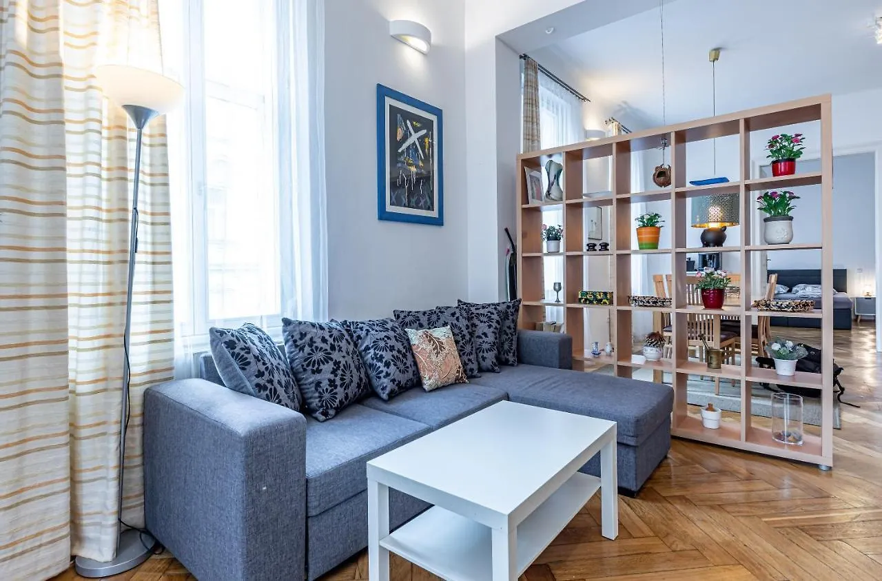 Historic & Luxurious By Jr City Apartments Vienna Austria