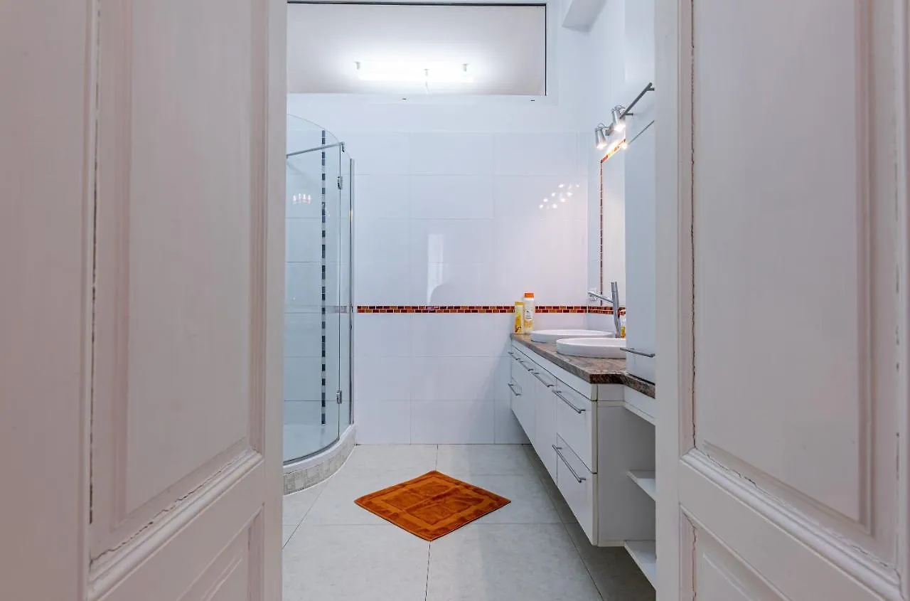 וינה Historic & Luxurious By Jr City Apartments