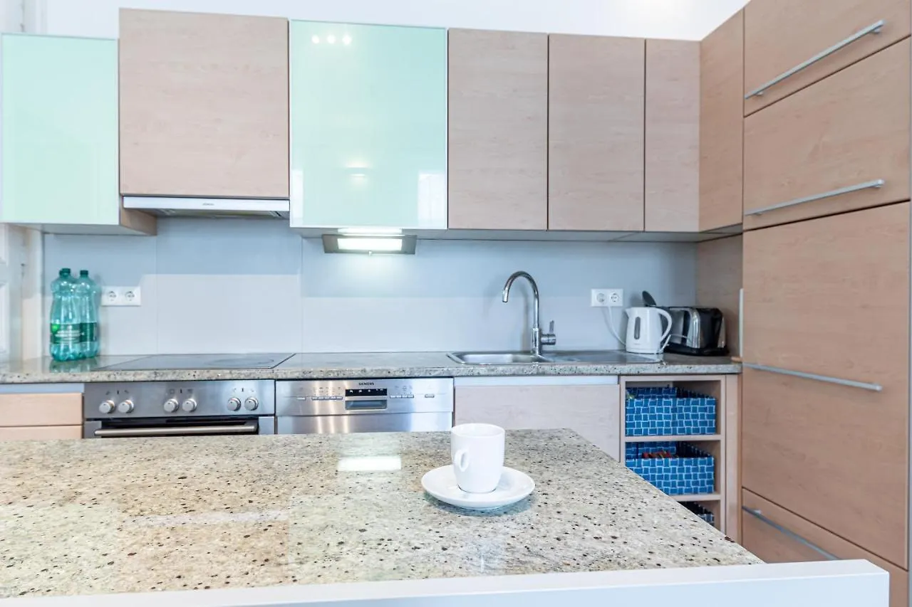 Historic & Luxurious By Jr City Apartments Vienna
