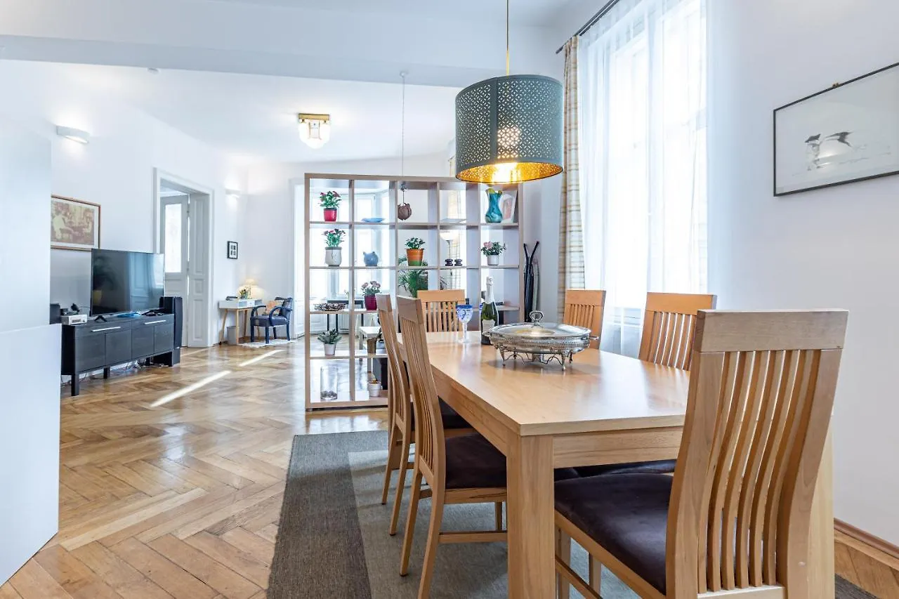 Historic & Luxurious By Jr City Apartments Vienna